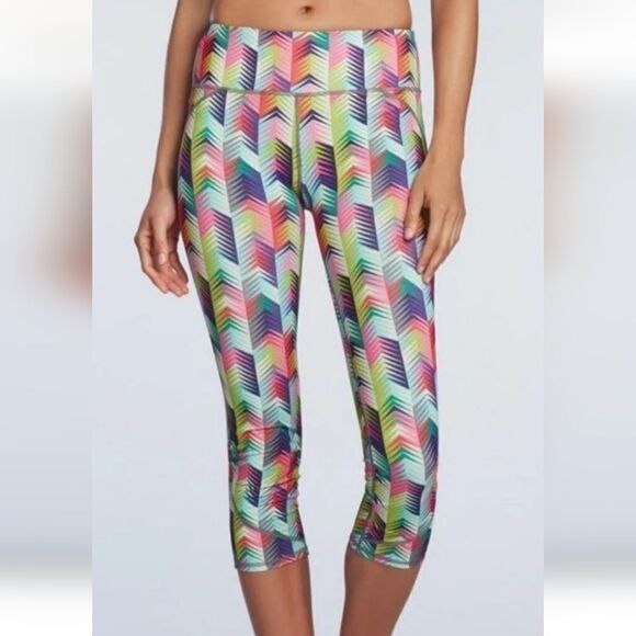 Fabletics Wild Print Capri Leggings M Polyester Stretch - Picture 1 of 11